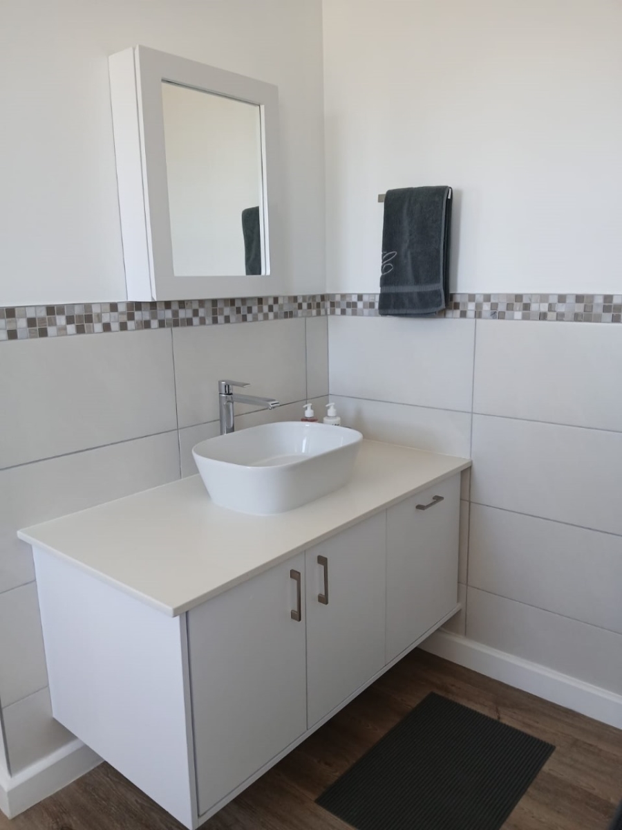 To Let 1 Bedroom Property for Rent in Long Acres Country Estate Western Cape